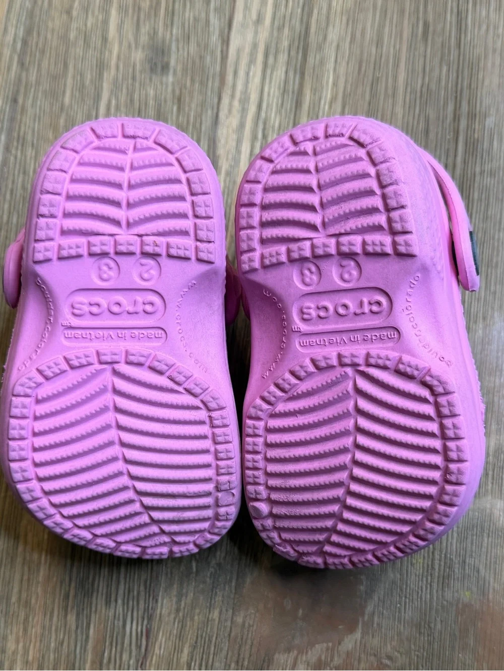 CROCS Kids Pink Slip-On Clog Shoes size C2/3